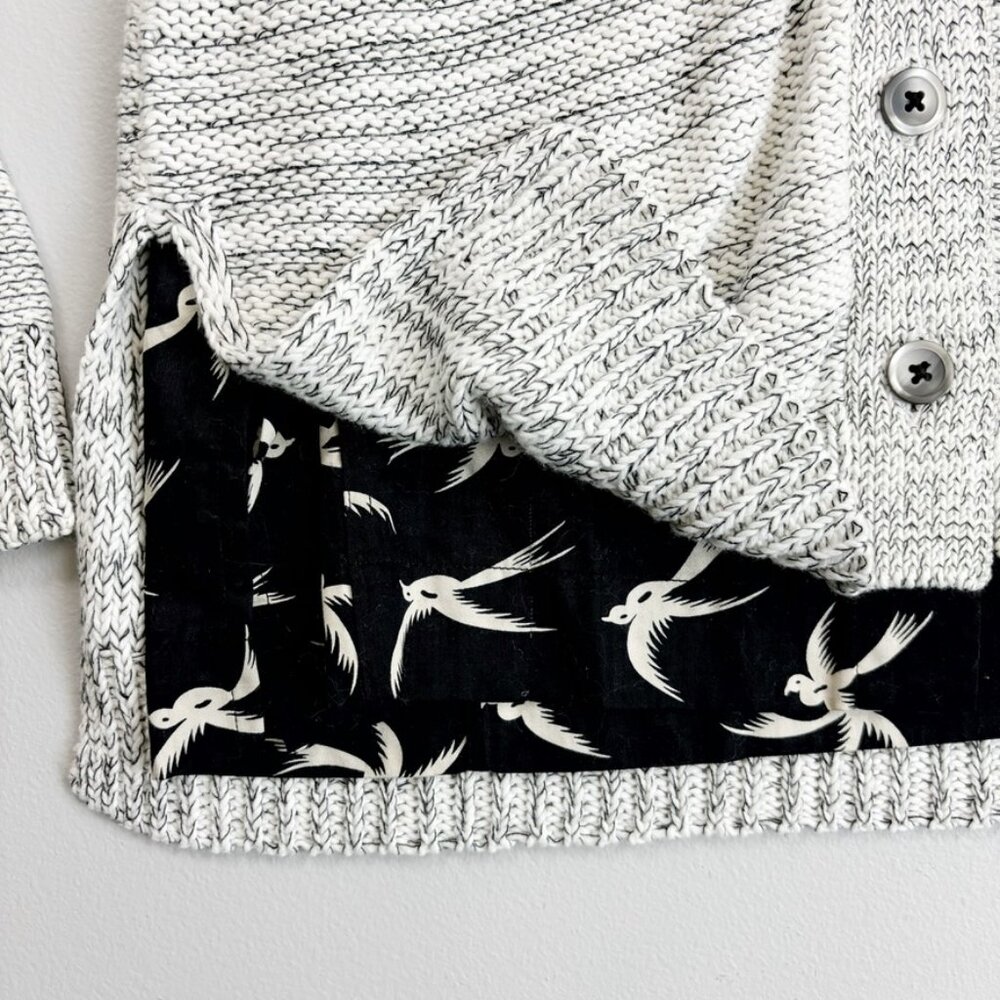 ANTHROPOLOGIE Field & Flower Bird Cardigan Medium Cozy Knit Whimsical Gray Flaw - Picture 4 of 10